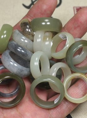 天然新疆和田玉戒指且末一口糖