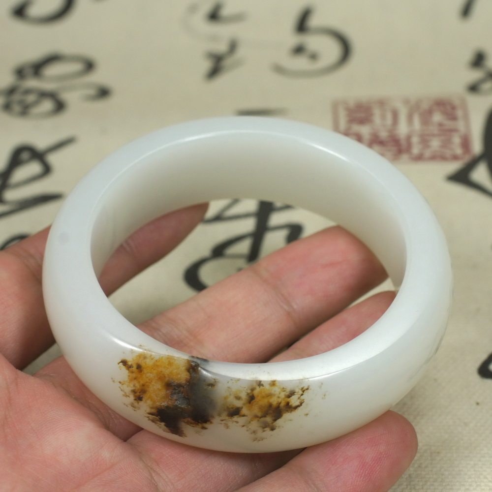 不议价 收藏佳品 和田玉黑皮籽料一级白玉59MM手镯女无裂