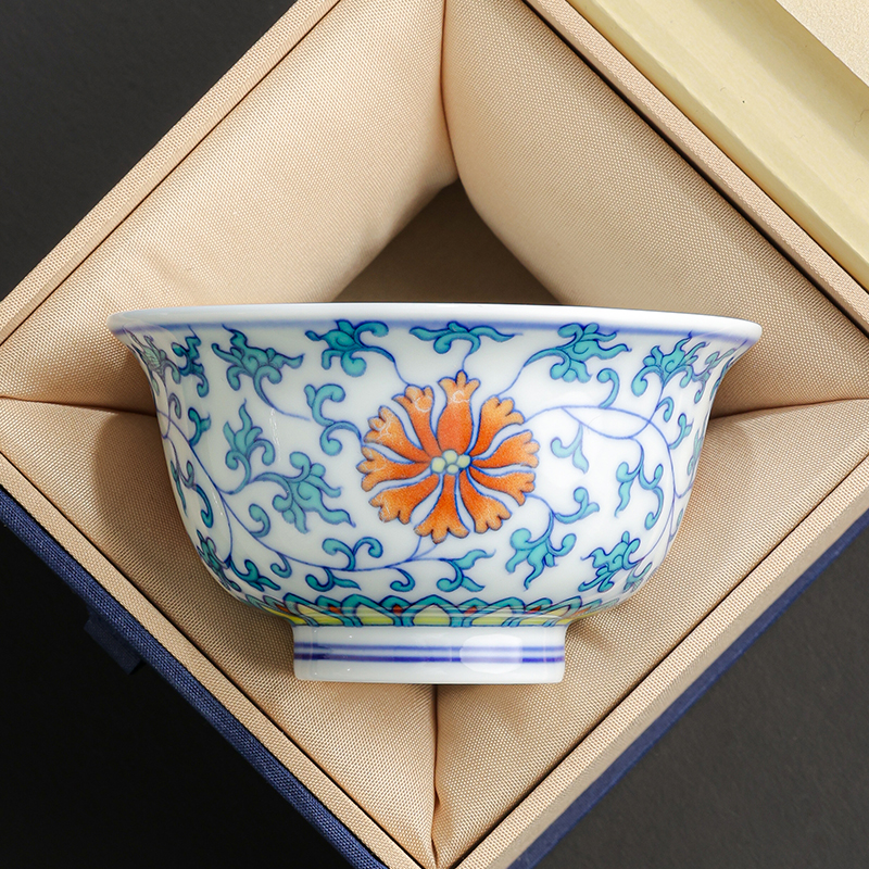 青花斗彩茶杯压手杯个人专用