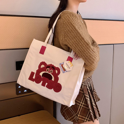 草莓熊帆布托特包女2023