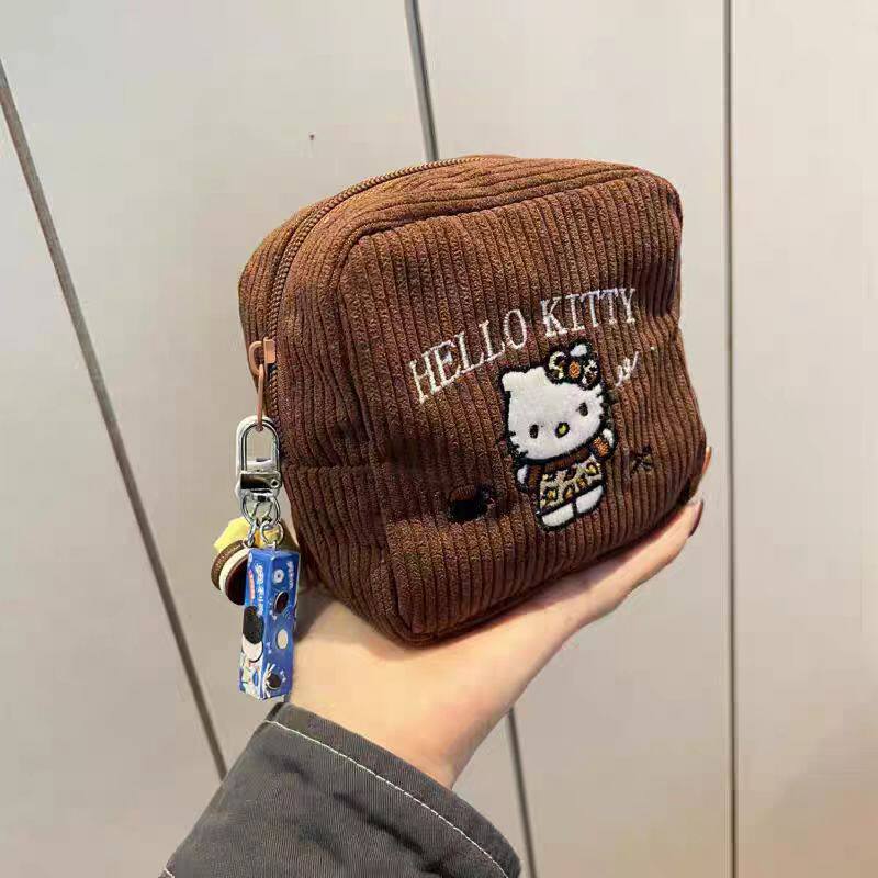 化妆包可爱卡通小方包姨妈巾杂物内胆小包灯芯绒刺绣Kitty收纳包