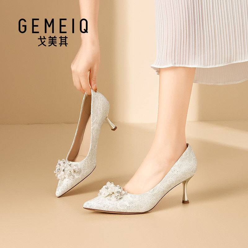 戈美其珍珠尖头细跟浅口单鞋