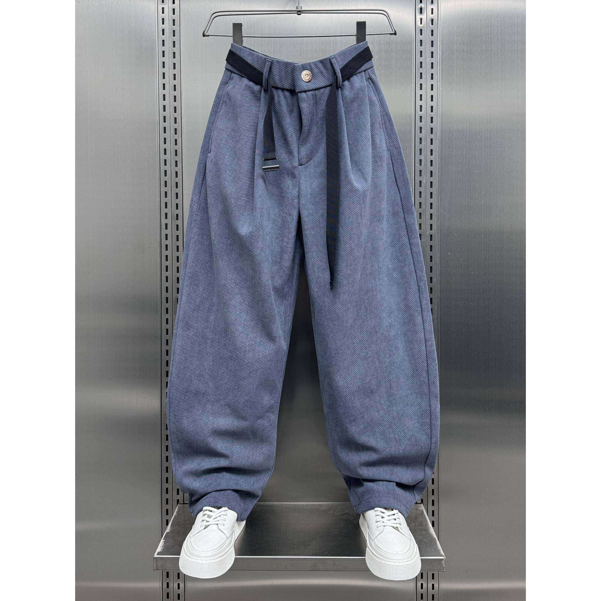 Home Daily 怒推~人人都可驾驭！秋冬美式覆古纯色条绒弯刀裤男潮