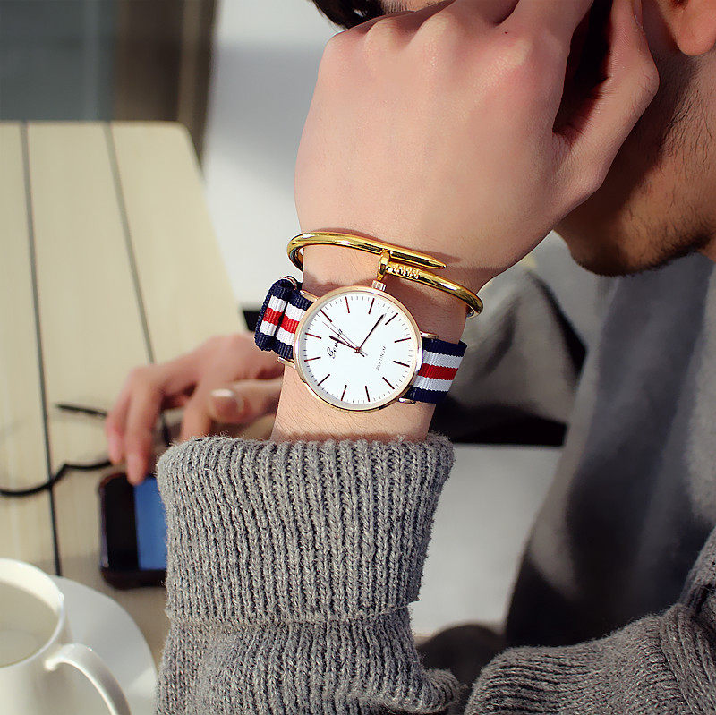 新款手表学生男女韩版简约石英表韩国时尚潮流2018国产情侣腕表男在类目 手表, 腕表中 - 来自Buy2taobao.com提供专业的淘宝代购服务