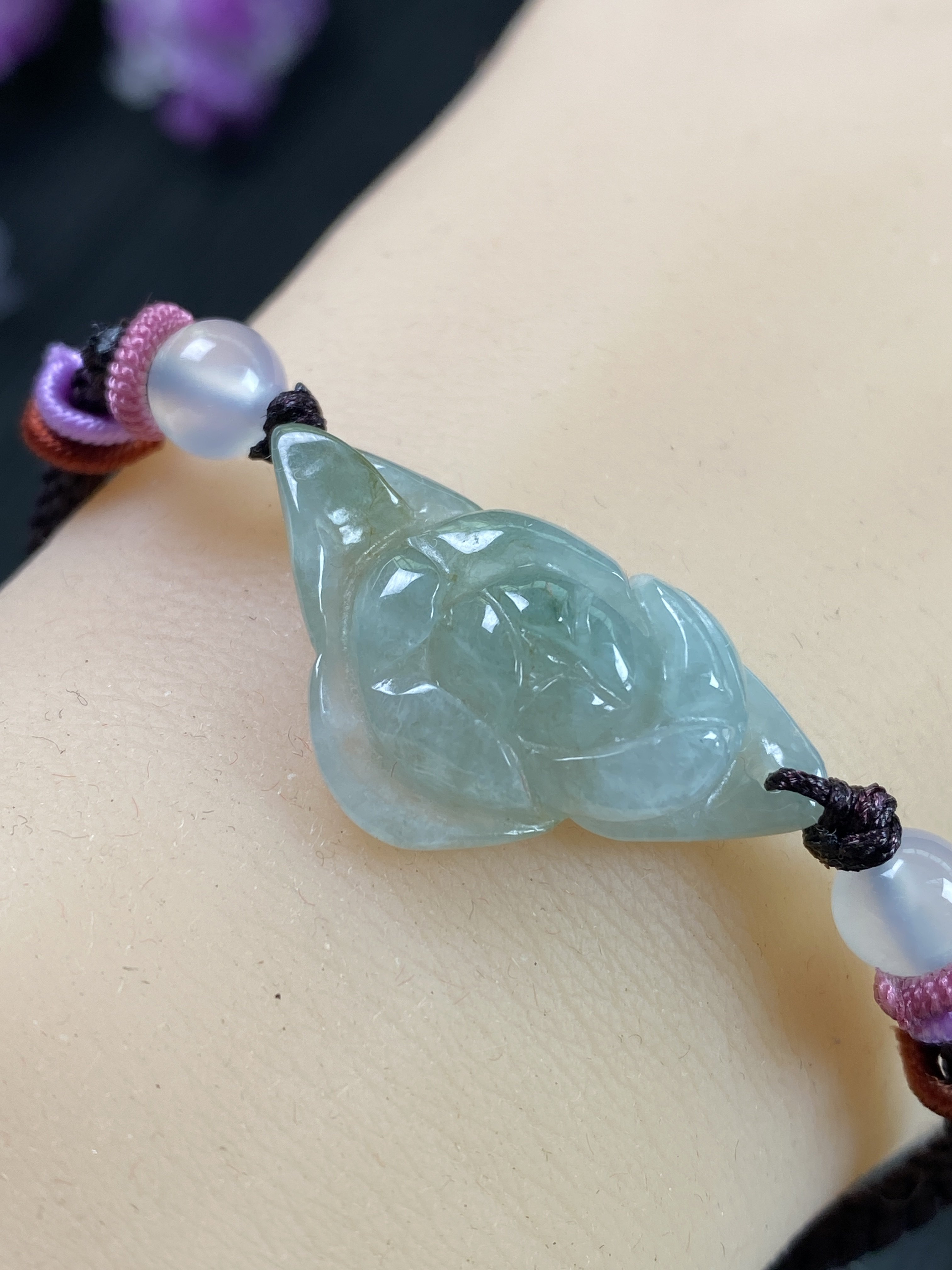天然A货翡翠冰胶雕花手牌 手链  证书编号1461图片