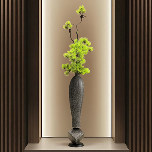 中古侘寂风细长竖高花瓶客厅玄关开放格壁龛柜摆件迎客松花艺装饰