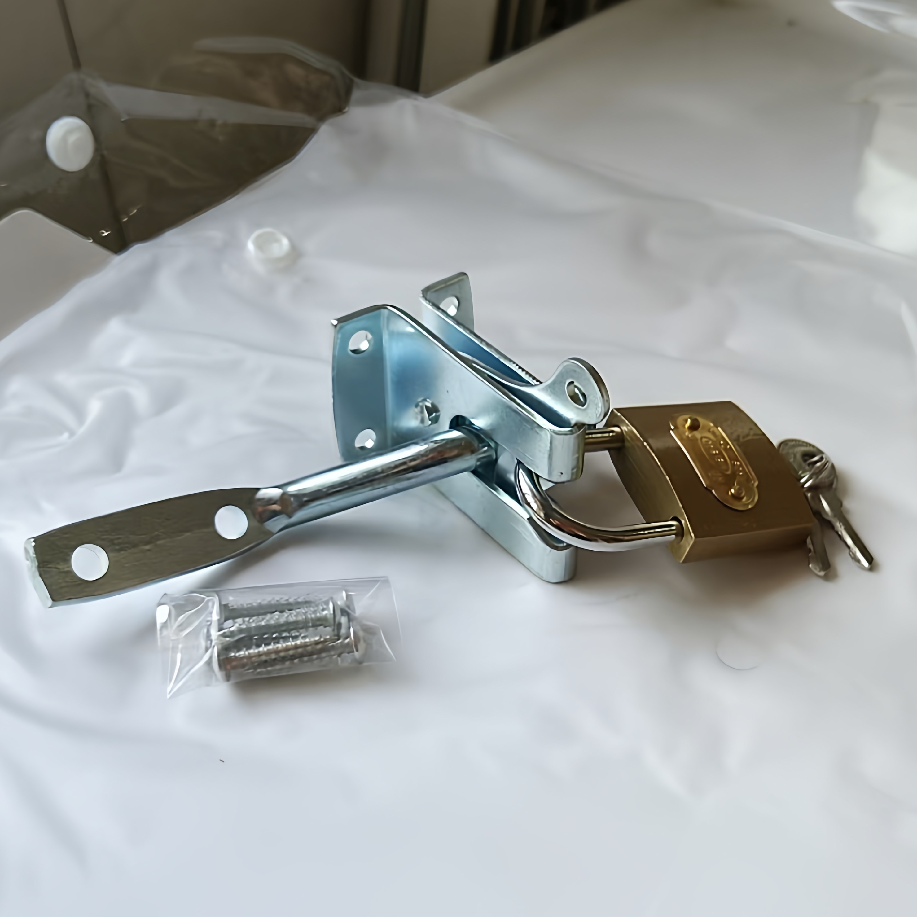 拓卡牌正品篱笆围栏插销自动锁扣