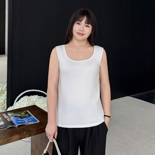大码女装U领背心宽松显瘦