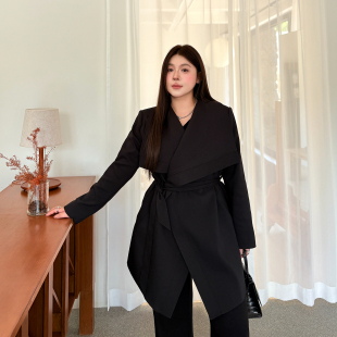 英伦风大翻领外套特大码女装2025秋款加肥加大胖mm宽松中长款大衣