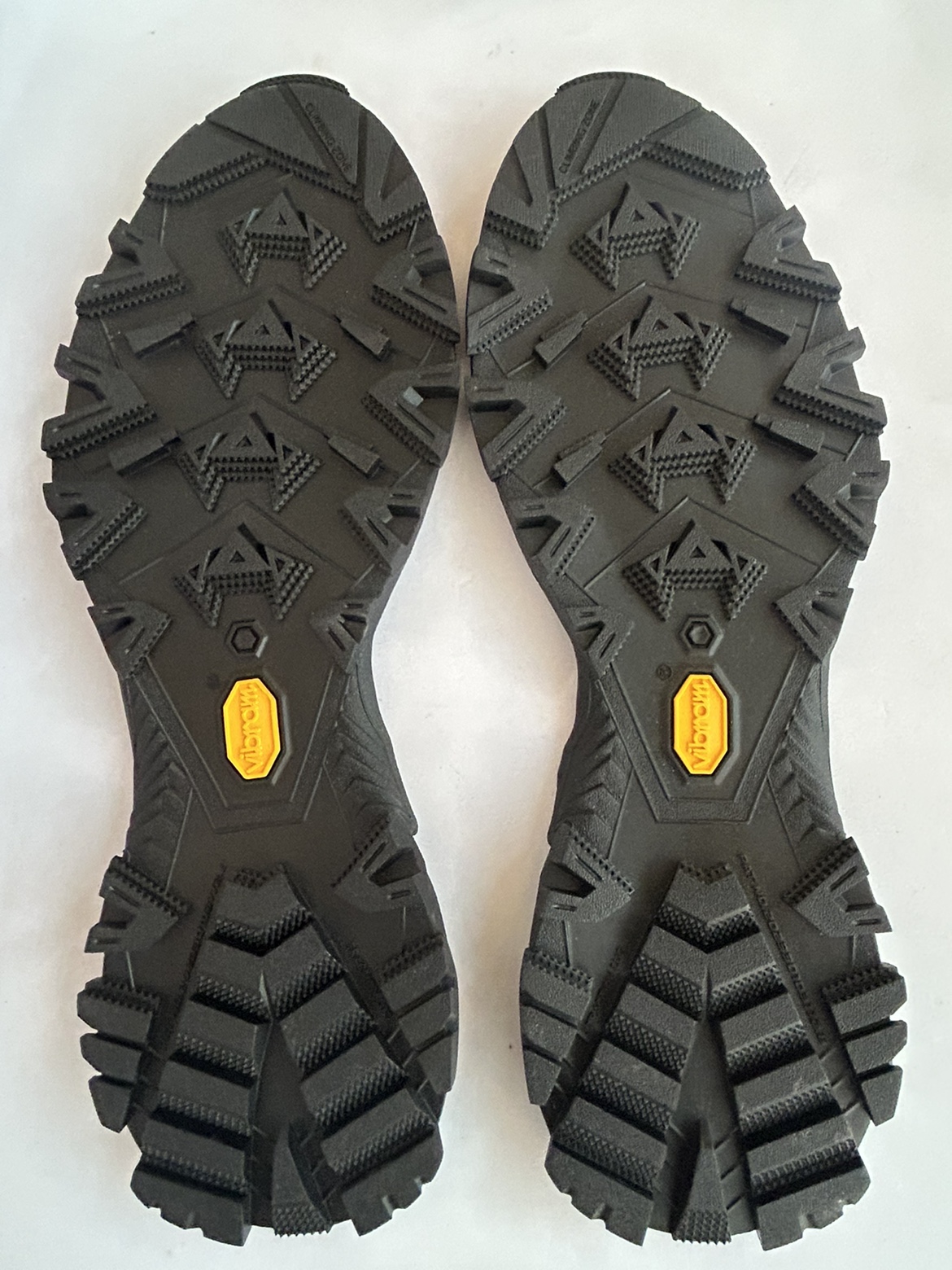 橡胶大底 浦瑞浦斯 意大利 vibram防滑鞋底底片 更换维修  可裁剪