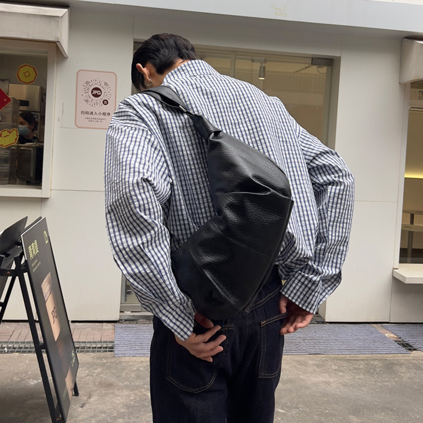 XC设计师款个性街头饺子背包月牙松弛感男女生休闲hobo腋下pu日系