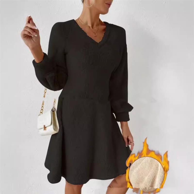 2024 Inter-Tranco beauty with a double-coloured velvet V-col