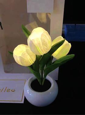 A 520 gift for Led Tulip at the bedroom bedside table.