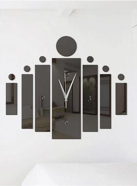 Idea Arce Industrial Wind Mirroring the back wall of the bel