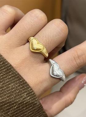 Italian Laceys love rings are so small that theyre about a