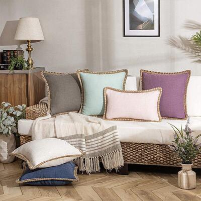 Pure colored and comfy sofa-coated pillowcases.