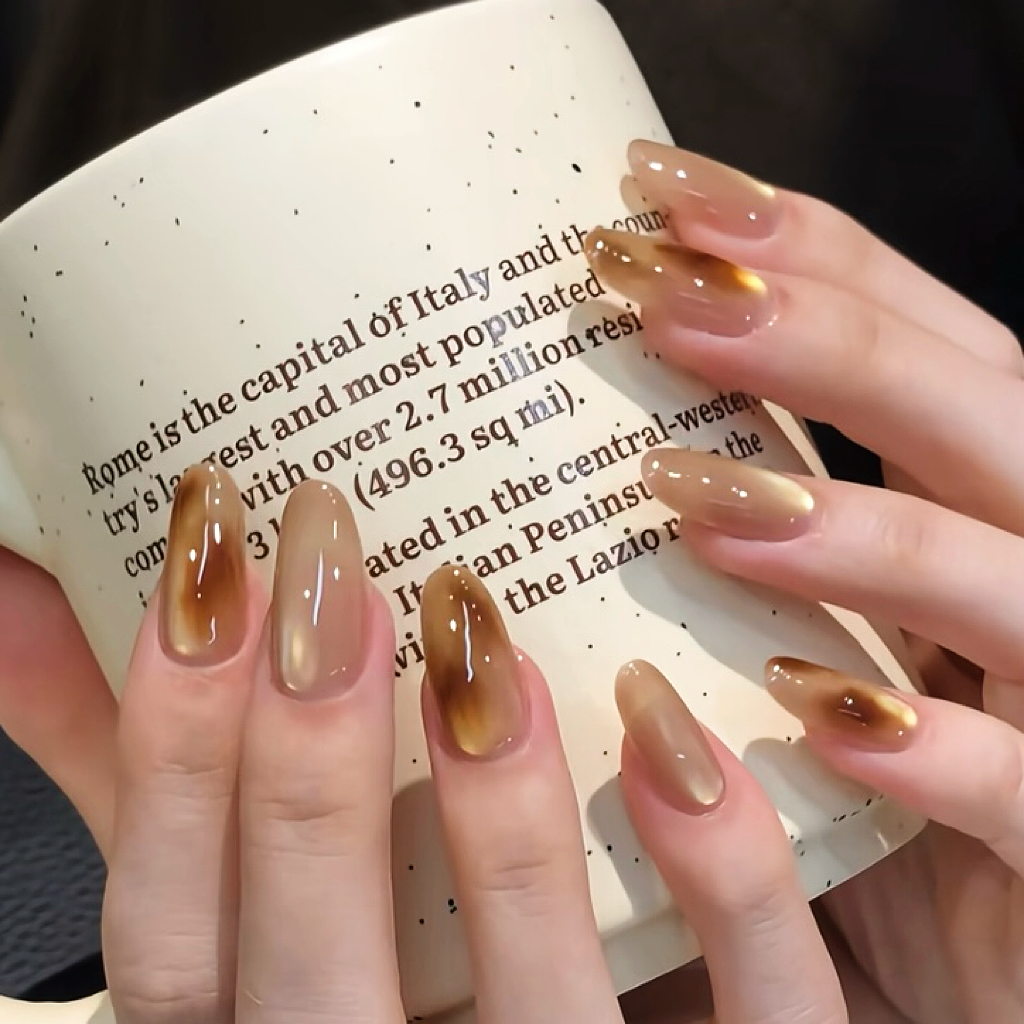 纯手工穿戴甲短款美甲贴片成品假指秋冬猫眼冰透琥珀网红显白温柔