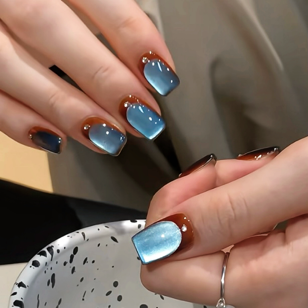 纯手工穿戴美甲短款成品网红同款棕蓝法式秋冬猫眼假指甲贴片可拆