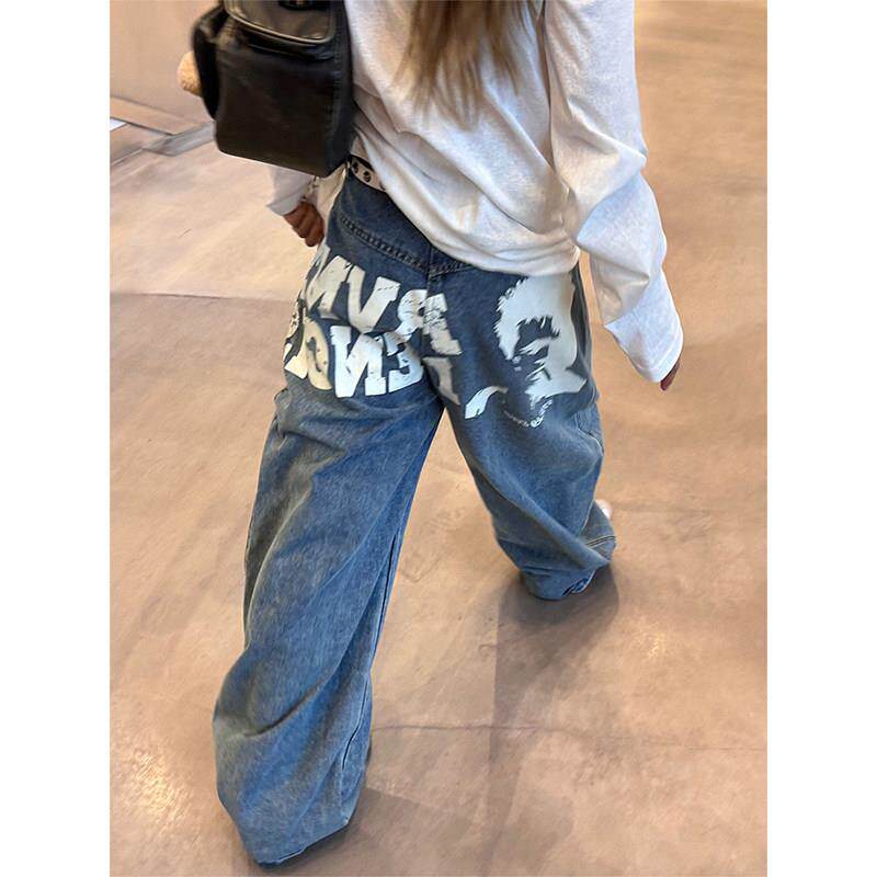美式复古宽松水洗印花弯刀牛仔裤女2026春季新款直筒百搭阔腿裤子