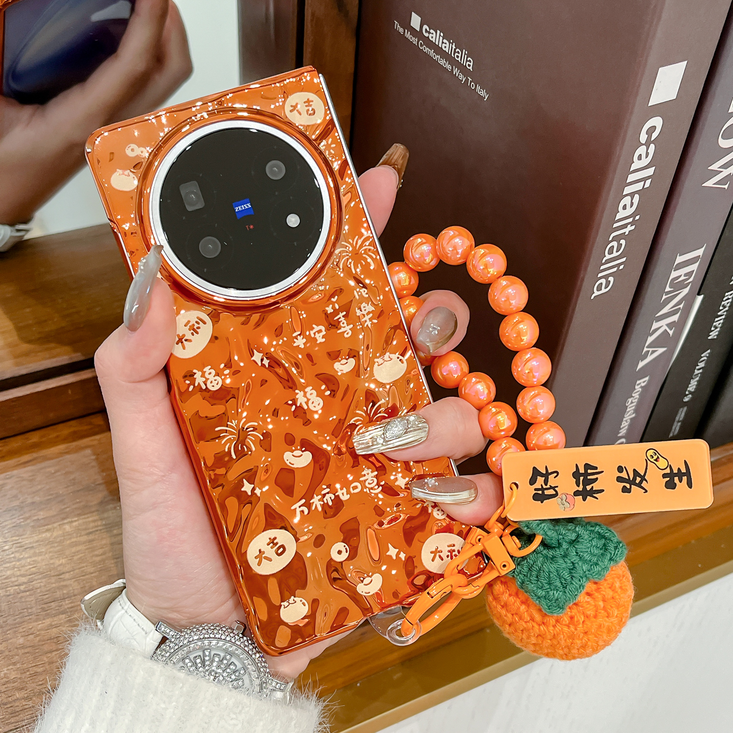 折叠屏橙色硬壳防摔手提链保护套