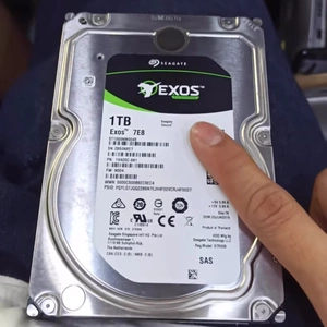 希捷 ST1000NM0045 银河V5系列1T 7.2K 128M SAS 3.5企业级硬盘