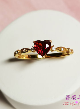 蔷薇之恋S925小众银镀金红色锆石