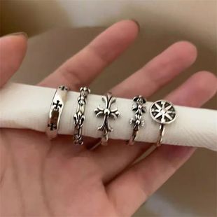暗黑复古戒指女ins小众设计感开口可调节镂空十字架食指戒指环潮