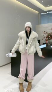 梧桐雨羽绒服秋冬季外套大衣鹅绒女装2026新款今年流行