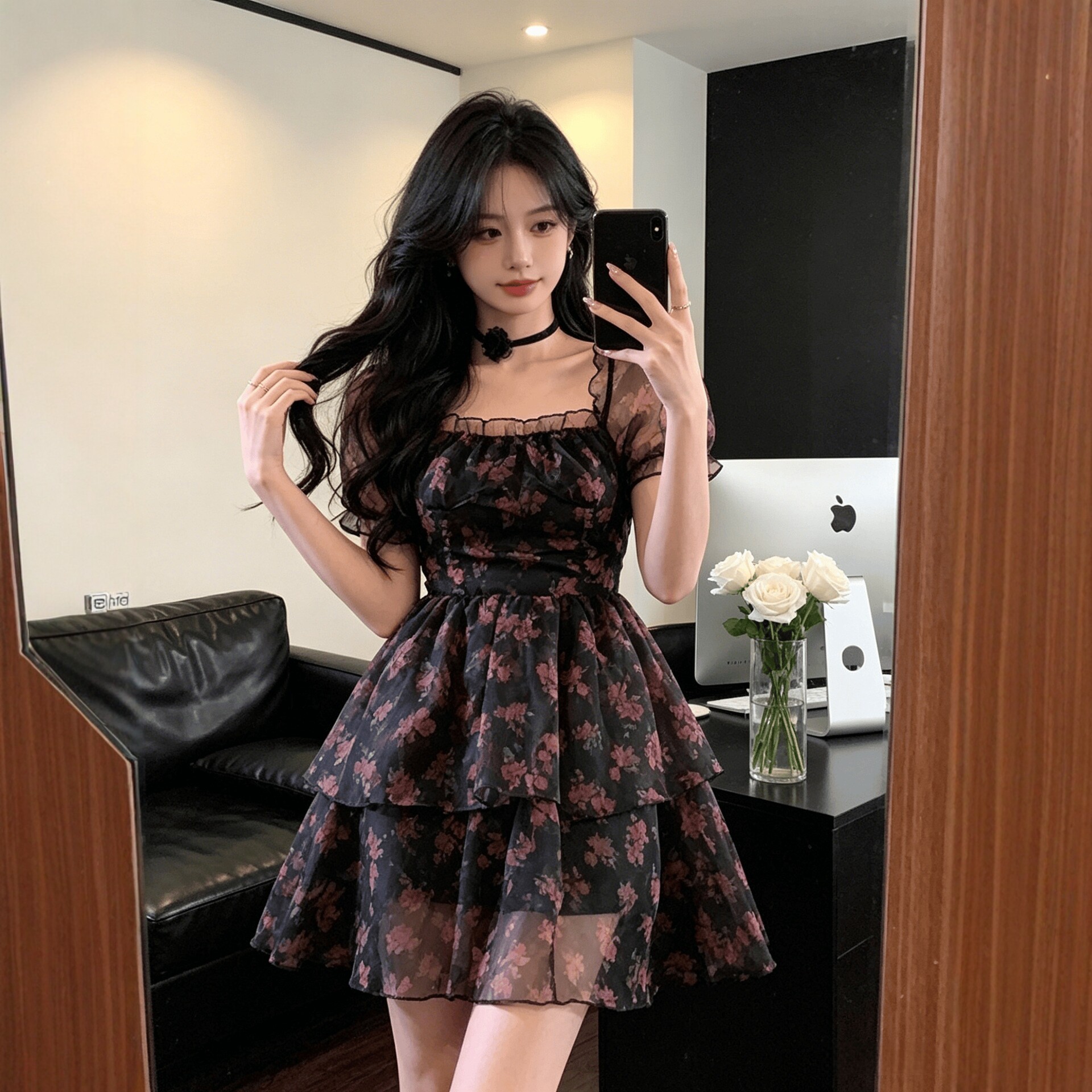 法式碎花连衣裙女夏季新款收腰显瘦短裙气质公主风修身短袖雪纺裙