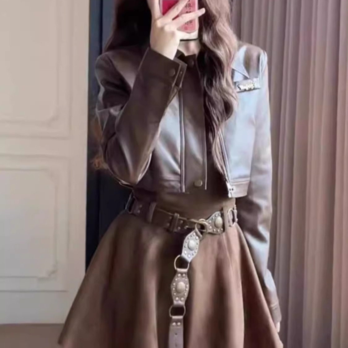 套装女2026春秋季韩系辣妹短款夹克皮衣外套收腰吊带连衣裙两件套