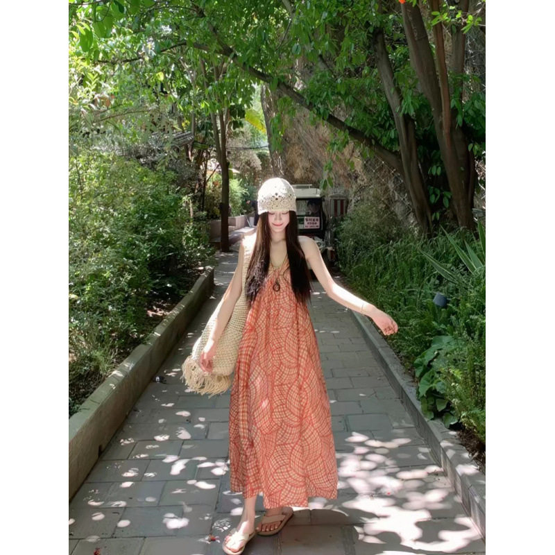 度假风格条纹吊带连衣裙夏季新款复古减龄海边显瘦旅游休闲长裙子