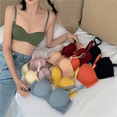 Candy girls gather for bra without steel ring