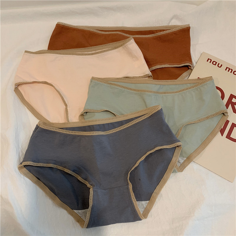 Real shot real price Korean version of versatile girl underwear simple middle waist student briefs with four pieces