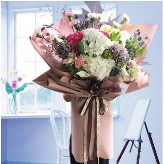 内江东兴区邦泰国际长江大道威远县鲜花店蛋糕店速递玫瑰生日蛋糕