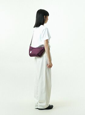 日本代购hellolulu新款饺子包单肩斜挎腰包紫色徒步户外休闲包