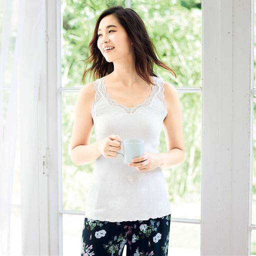 日本代购cecile蕾丝边纯棉罗纹无袖背心 V领紧身内衣打底衫木耳边