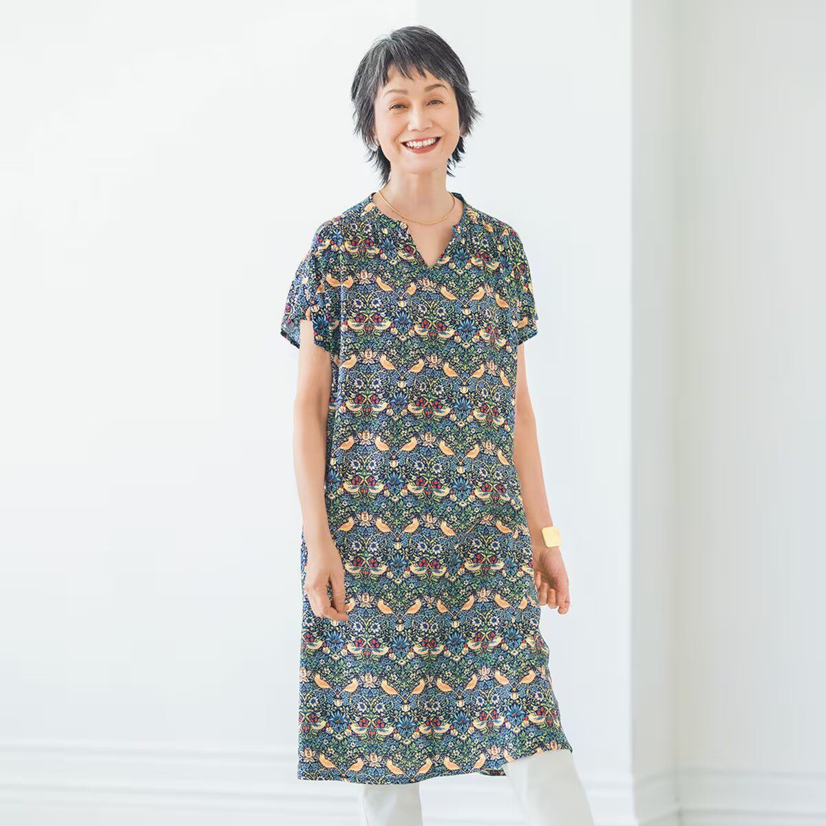 日本代购cecile莫里斯欧洲碎花图案夏季宽松连衣裙优雅文艺送妈妈