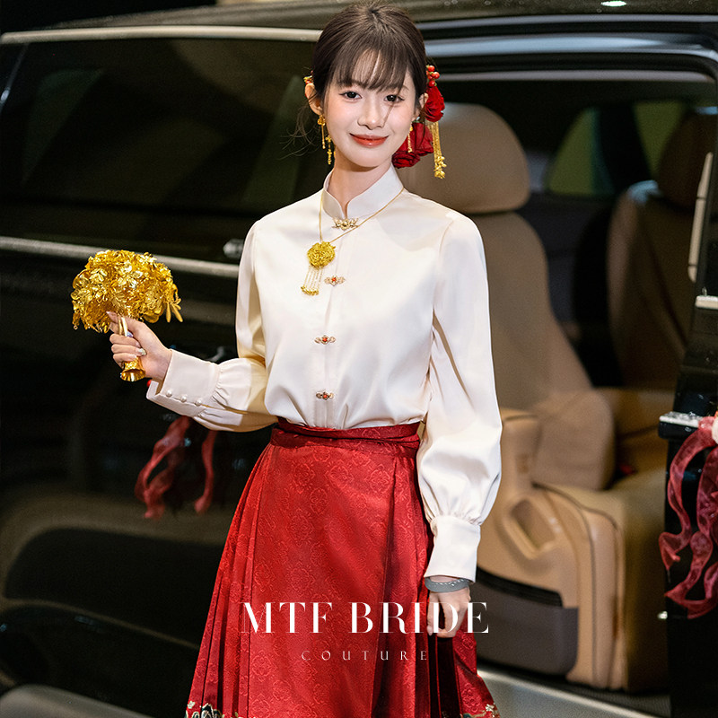 胖东来红色马面裙套装 春季新款小个子汉服订婚敬酒服图片