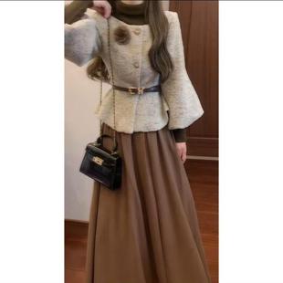 胖mm特大码绝美冬装大码女装秋冬小香风收腰外套+高领针织衫+高腰