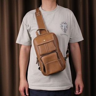 真皮斜挎包 潮流百搭款 5316 复古休闲头层牛皮胸包时尚 经典