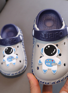 儿童洞洞鞋男童拖鞋夏季防滑宝宝家居凉拖洗澡幼儿女童包头沙滩鞋