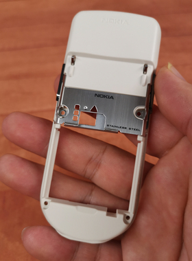 诺基亚 8800sirocco 原装中壳  库存全新 带内配