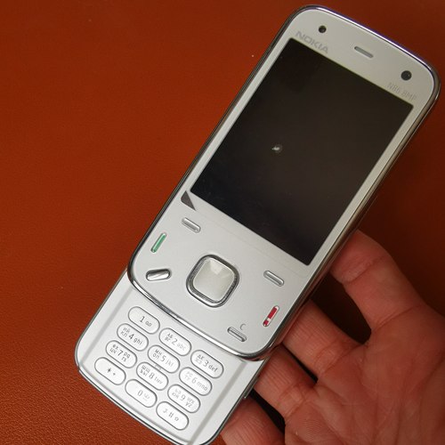 诺基亚n86欧版全新库存经典塞班上下双滑双喇叭立体声功能正常