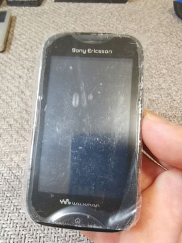 索尼爱立信 WT13 Walkman音乐机 库存货 成色新 功能好 实拍图