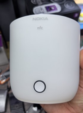 诺基亚 JBL联名蓝牙音箱 库存全新全套未用 音质好 红点设计奖