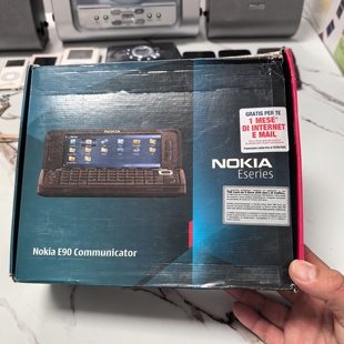 商务全键盘 经典 金属壳 塞班系统 合一 诺基亚 三码 E90