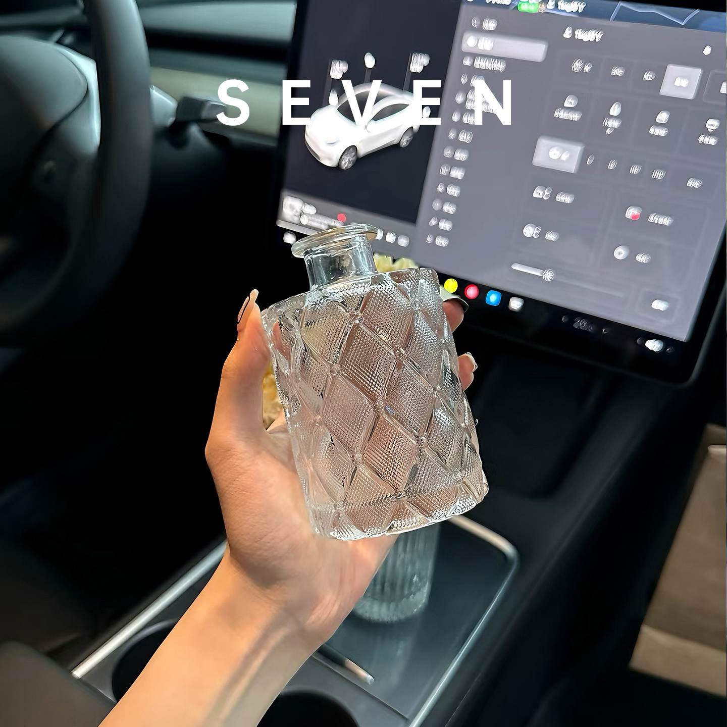 创意精致玻璃养花瓶ins方格纹车内养花插花瓶高级感女生车内养花