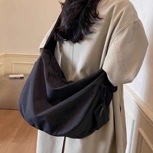 饺子包休闲包包女包单肩背包黑色女士挎包 斜挎包女大容量2025新款