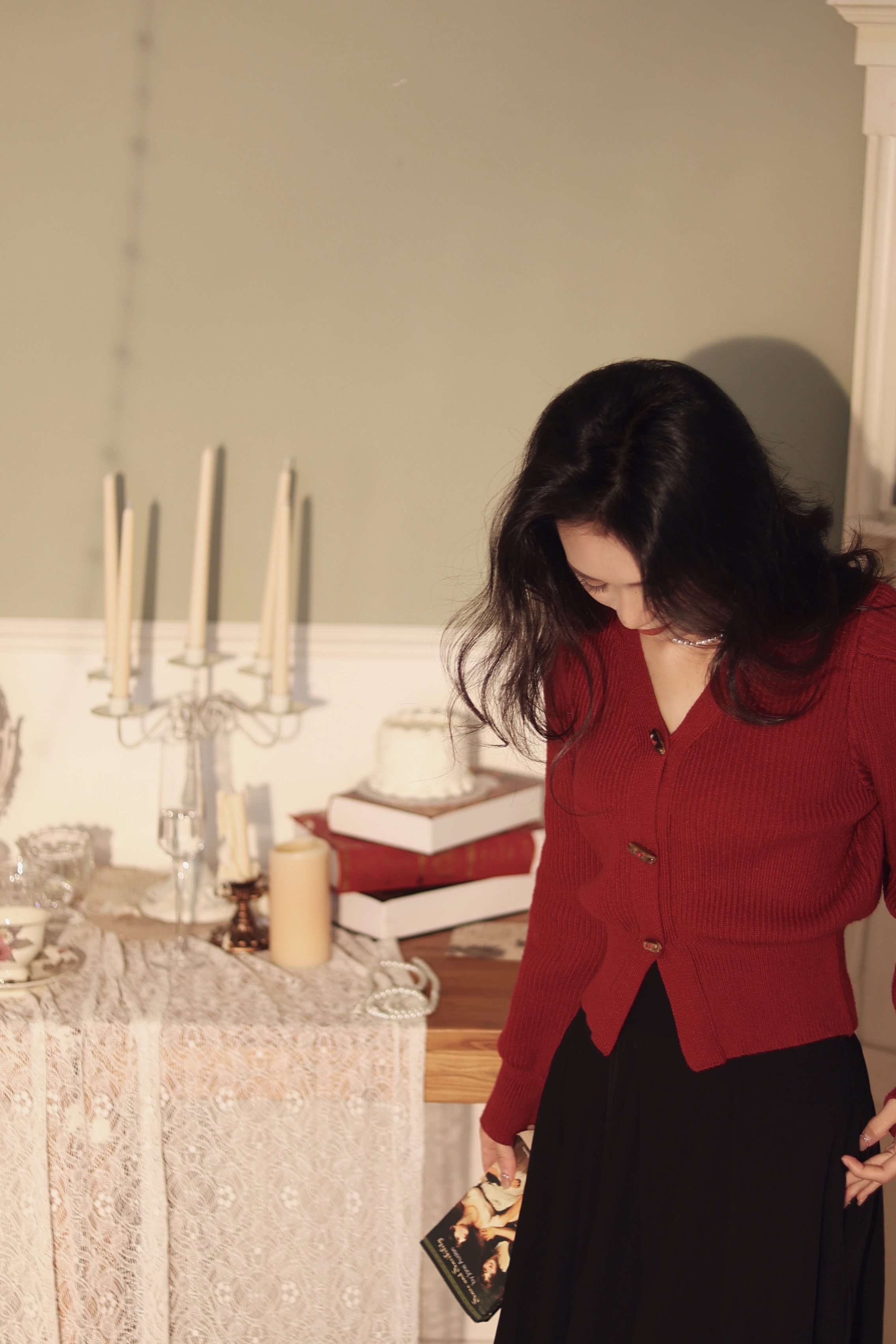 喵吉 小香风新款V领长袖毛衣开衫外套显瘦短款红色针织衫上衣女秋