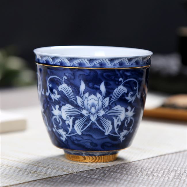 青花瓷茶杯德化描金手绘青花瓷茶杯功夫品茗杯手绘青花瓷陶瓷酒杯